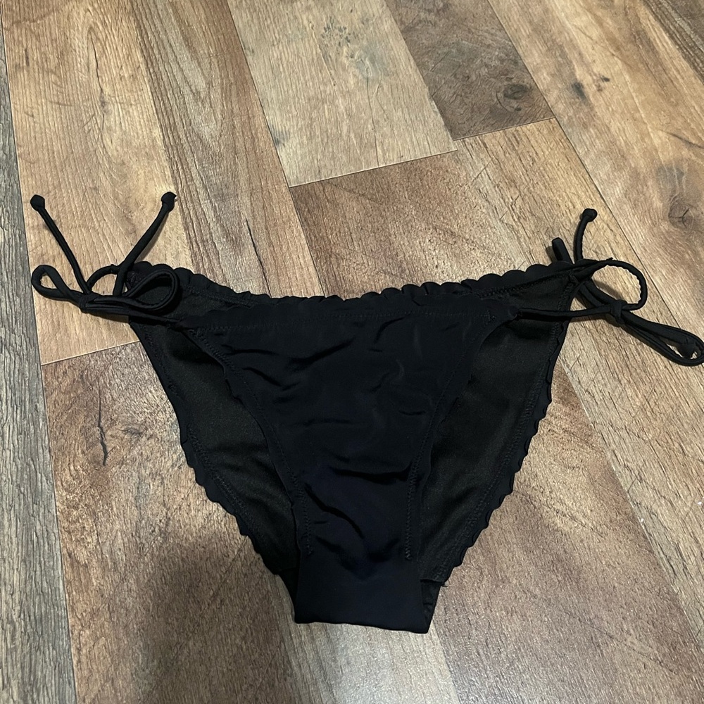 ❌❌sold❌❌Victoria's Secret Black Bikini Bottom